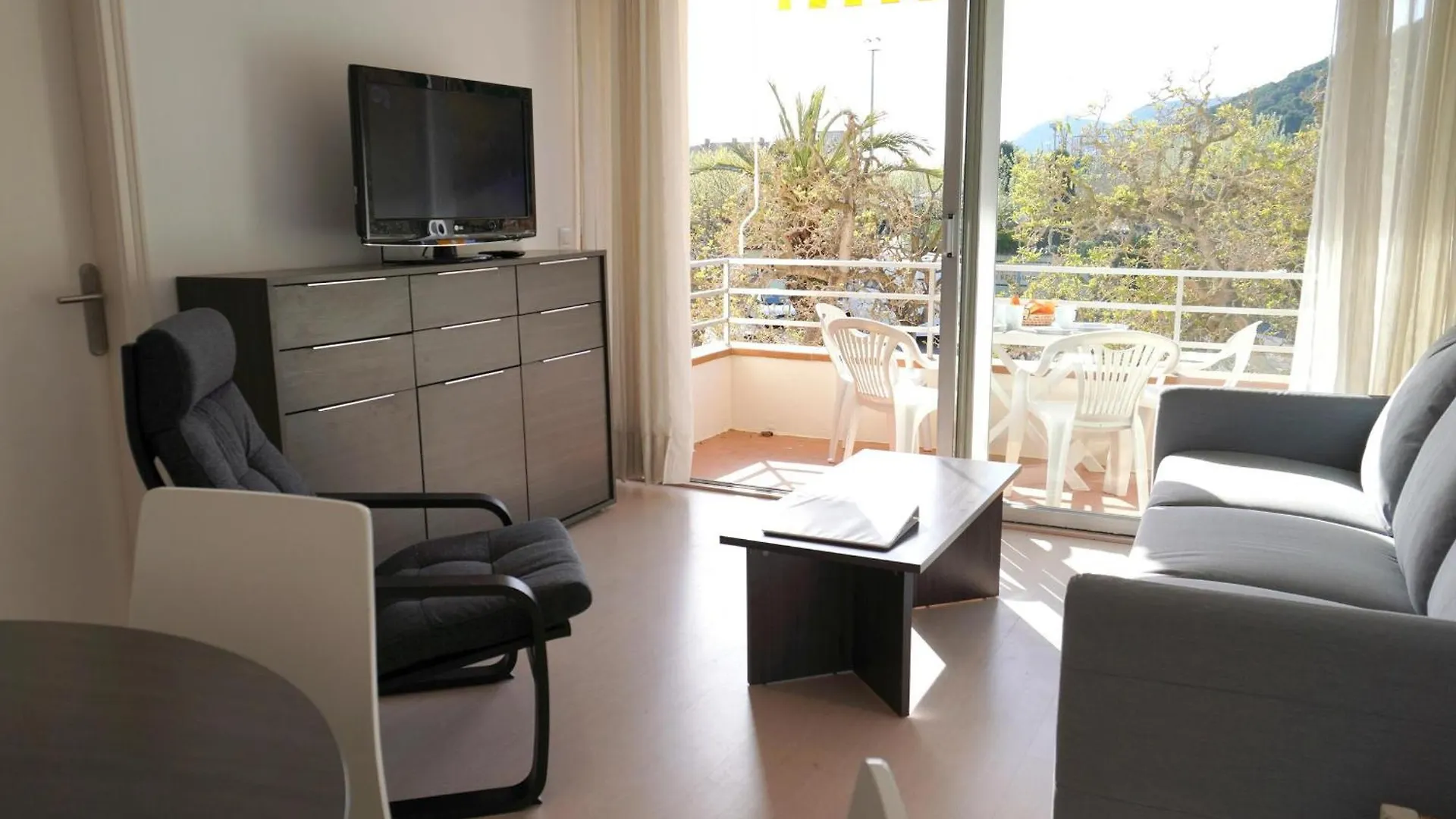 Apartment Apartamento Reformado Con Piscina Cerca De La Playa Y Centro De L'Estartit, Ideal Para Familias - Es-323-58