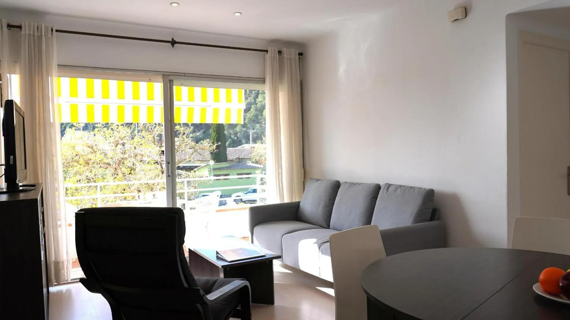 Apartment Apartamento Reformado Con Piscina Cerca De La Playa Y Centro De L'Estartit, Ideal Para Familias - Es-323-58